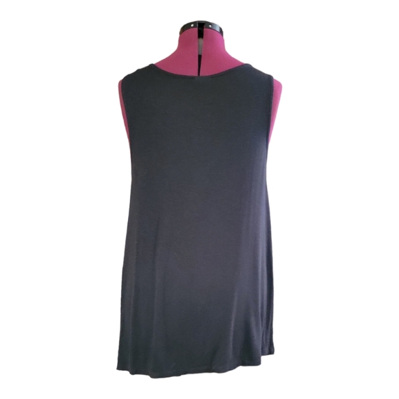 Torrid, size 2, embroidered, tank top - Picture 5 of 7